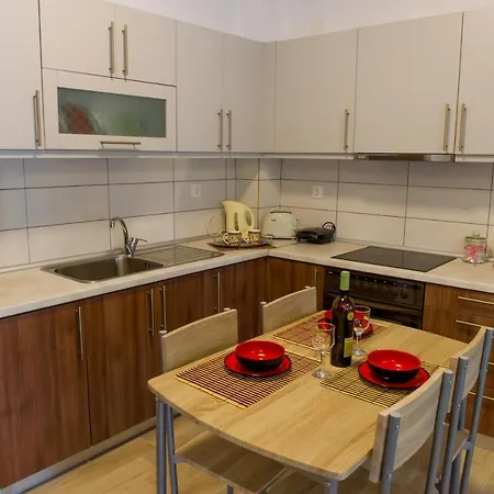 To Petrino Holidays House Casa vacanze Metagkitsi